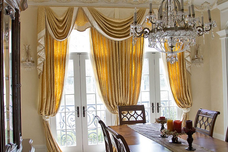 beautiful drapes for dining room
